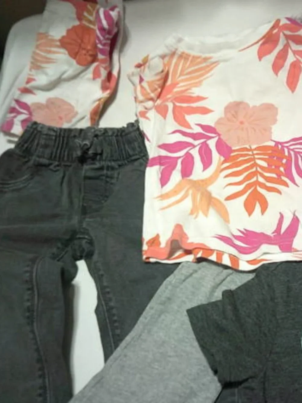 LOT TODDLER GIRLS 2-3T SHORT OUTFIT JEANS PANTS & T-SHIRTS CARTER'S OLD NAVY JOE
